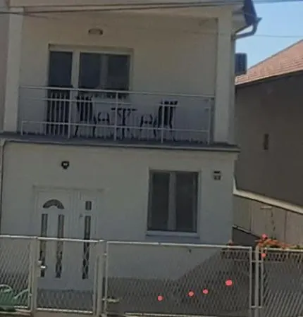 Udobna Soba Sa Prelepim Pogledom #4 3* 믈라데노바츠